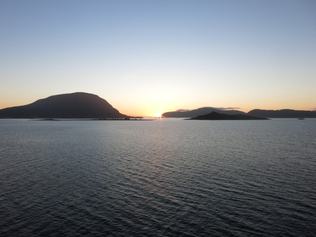 Hurtigruten_2015-06-27_23-20-5